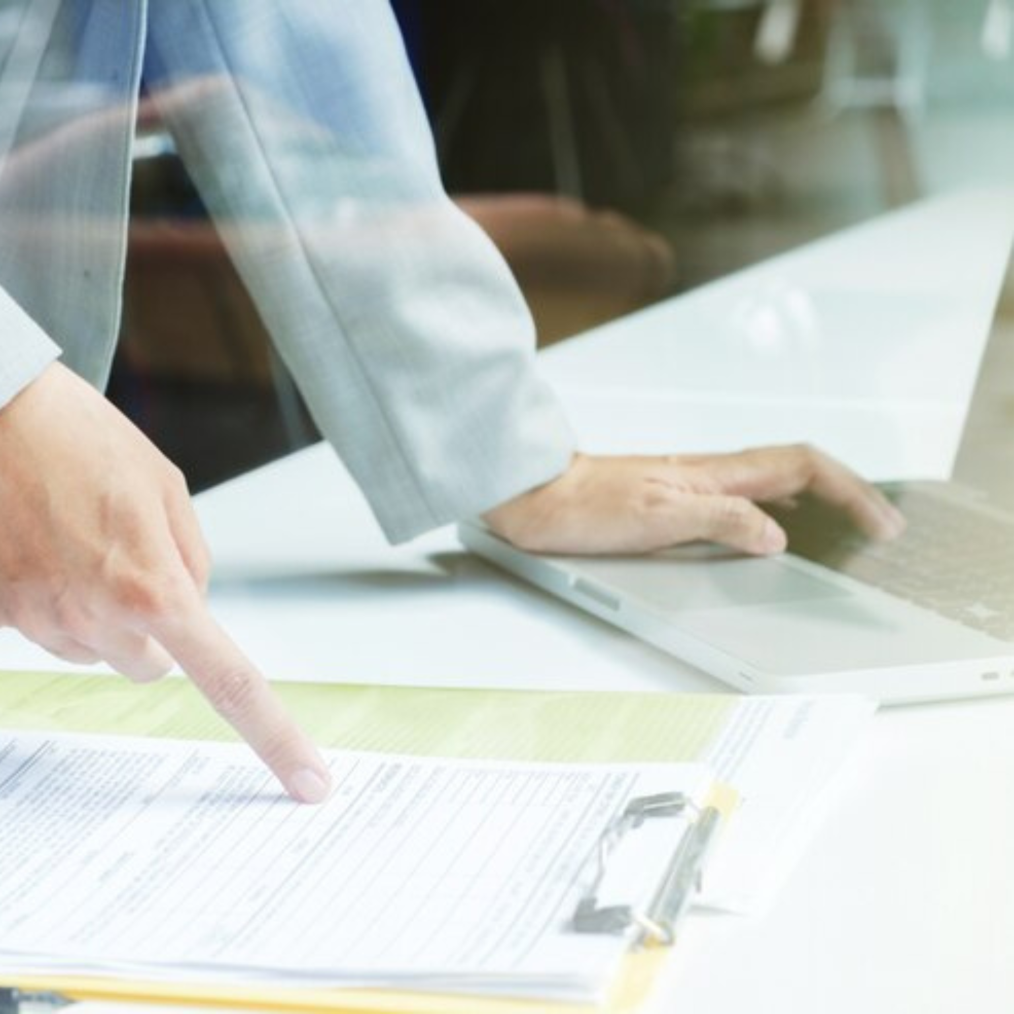 명확한 계약 및 정책